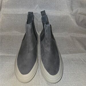 SeaVees Shipyard Boots in Gray Water Resistant Suede US Men’s Size 9